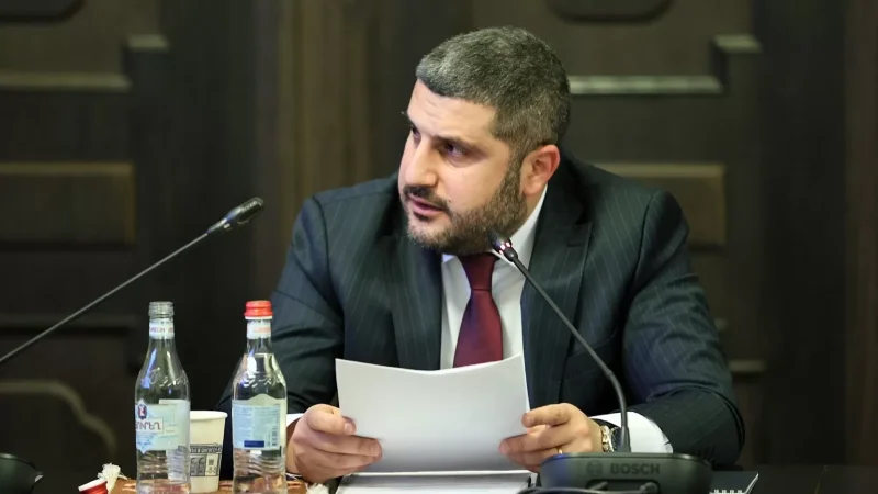 Նախագահի հրամանագրով ԱԻ նախարարը ազատվել է պաշտոնից
