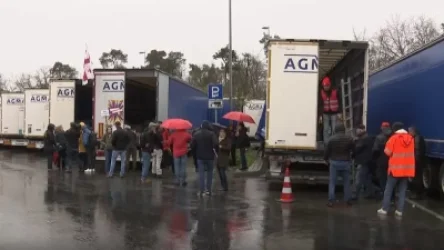 Գերմանիայում տասնյակ վրացի և ուզբեկ վարորդներ գործադուլ են հայտարարել