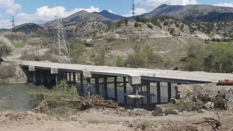 Ադրբեջանական կողմը քիչ առաջ փակել է Արցախ-Հայաստան սահմանագծին գտնվող Հակարիի կամուրջը