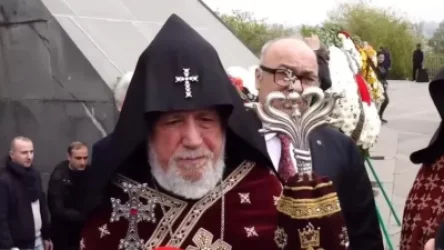 ՏԵՍԱՆՅՈՒԹ. «Այլևս ոչ մի հարց». Գարեգին Բ-ն՝ լրագրողներին