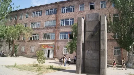 Երևանի Լևոն Շանթի անվան թիվ 4-րդ դպրոցում ռումբի ահազանգի հետ կապված ստուգում չի իրականացվել. Նարինե Հովսեփյան