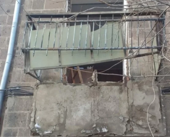 Գյումրիում պատշգամբ է փլուզվել. կա տուժած