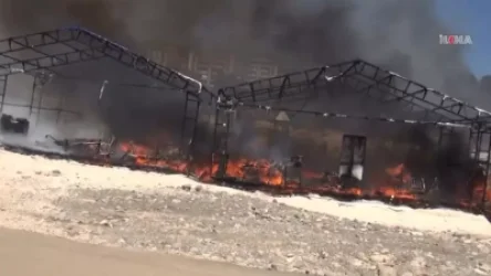 ՏԵՍԱՆՅՈՒԹ․ Խոշոր հրդեհ՝ Թուրքիայում երկրաշարժից տուժածների համար նախատեսված վրանային ճամբարում