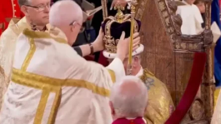 ՏԵՍԱՆՅՈՒԹ. Չարլզ III-ի թագադրման արարողությունը