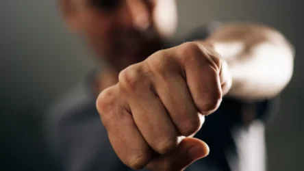 Քաշքշուկ՝ Ճամբարակի ղեկավարի մասնակցությամբ. բռունցքով հարվածել են պարեկներից մեկի դեմքի շրջանին և դիմել փախուստի