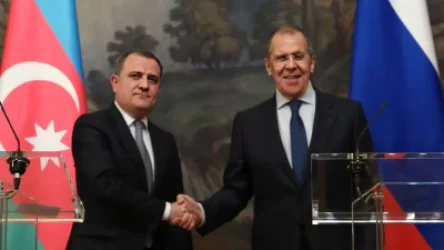 Լավրով-Բայրամով երկկողմ հանդիպումը մեկնարկել է