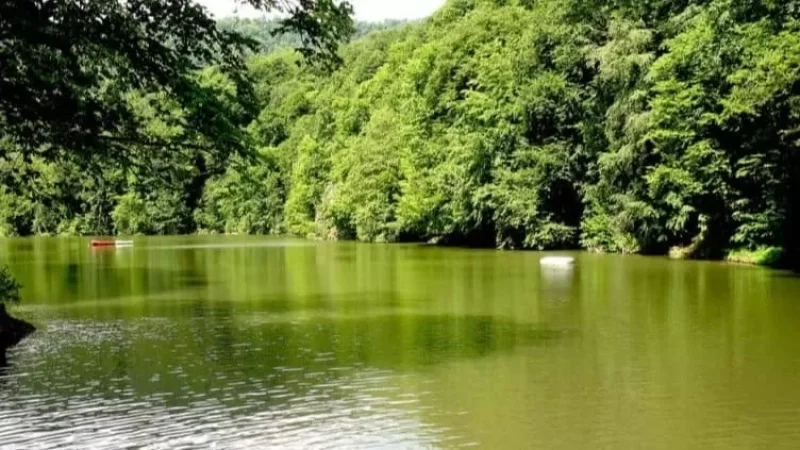 Փակ է լինելու Պարզ լիճ տանող ճանապարհը