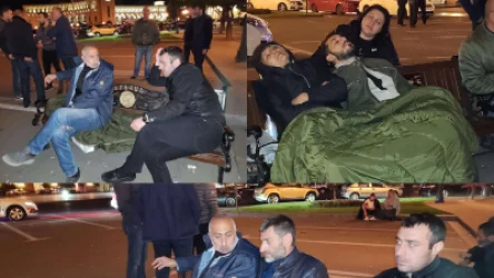 Գայանե Հակոբյանի աջակիցները գիշերն անցկացրել են Հանրապետության հրապարակում