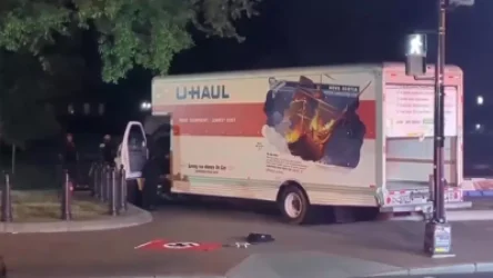 ՏԵՍԱՆՅՈՒԹ․ Բեռնատարը բախվել է Սպիտակ տան դիմաց գտնվող անվտանգության ցանկապատին