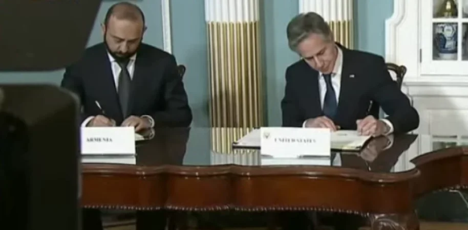 ՀՀ և ԱՄՆ-ի միջև ռազմավարական պայմանագիր ստորագրվեց