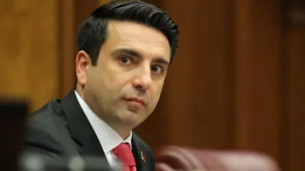 Ալեն Սիմոնյանը կգործուղվի  Լոնդոն