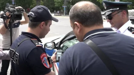 ՏԵՍԱՆՅՈՒԹ. Լուսաթափանցելիության մասին ոստիկանությունը զգուշացնում է, իսկ իրավաբաններն ասում են՝ «Հիմք չունեն»