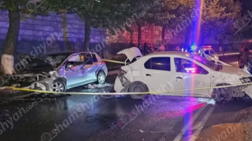 Խոշոր ավտովթար՝ Երևանում. Ռուբեն Հայրապետյանի տան մոտ մեքենաներ են բախվել․ ԶԼՄ