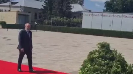 ՏԵՍԱՆՅՈՒԹ. Ադրբեջանցի լրագրողները փորձում էին հարցեր տալ Նիկոլ Փաշինյանին