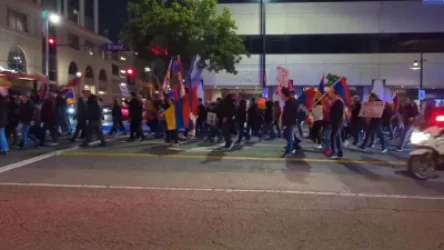 «Արցախը հայկական է, Նիկոլը՝ թուրքական». Գլենդելում բազմահազարանոց բողոքի ակցիա է անցկացվել