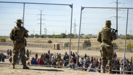 ԱՄՆ-ում կոչ են արել մեկ օրում ձերբակալվող միգրանտների թիվն ավելացնել