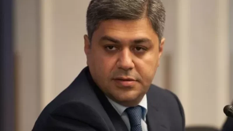 «168 ժամ». Վանեցյանը մտնում է քաղաքականությո՞ւն