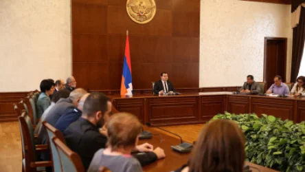 Խուճապի մատնվել պետք չէ. Արցախի պետնախարար