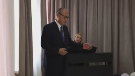 ՏԵՍԱՆՅՈՒԹ. Ճապոնիայի դեսպանը Կապանում երգել է «Հայի աչքեր» երգը