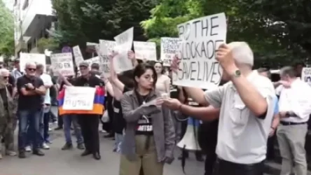 ՏԵՍԱՆՅՈՒԹ. ՀՅԴ-ի 24-ժամյա նստացույցը շարունակվում է