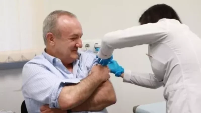 ԿԳՄՍ նախարարի պաշտոնակատարը ևս պատվաստվել է