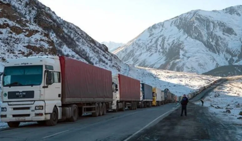 Ստեփանծմինդա-Լարս ավտոճանապարհը փակ է բեռնատարների համար