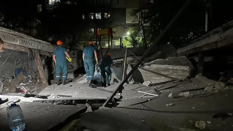 Explosion on Komitas Avenue Damages Vehicles and Apartment Windows