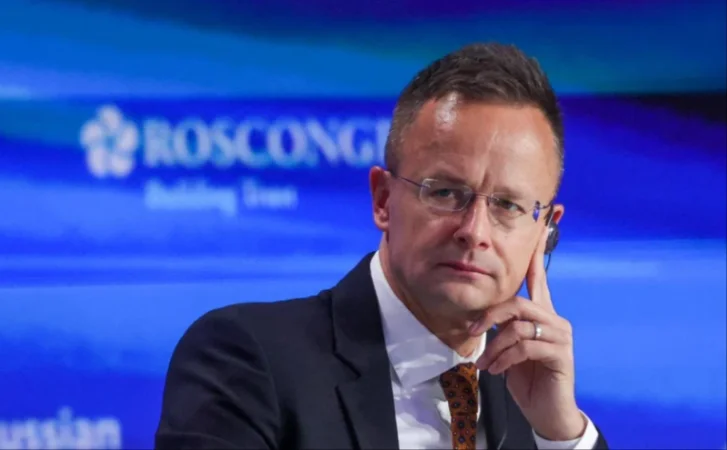 Չեն կարող մեզ շանտաժի ենթարկել․ Հունգարիայի ԱԳ նախարար