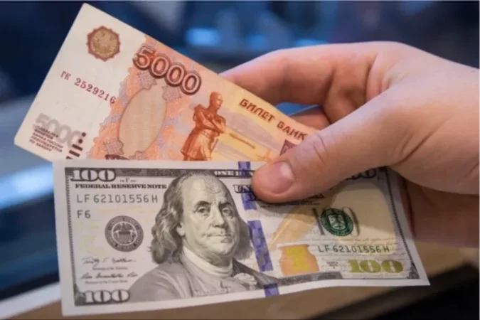 Ռուբլին էժանացել է․ փոխարժեքն՝ այսօր