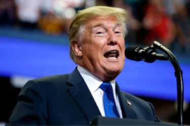 Նվաստացած զանգահարում են և համբուրում են նստատեղս. Թրամփ