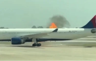 Ինքնաթիռը բռնկվել է, ուղևորները տարհանվել են. ԱՄՆ