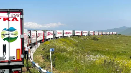 ՀՀ-ից Արցախ ուղարկվող հումանիտար օգնության 19 բեռնատարներն արդեն Սյունիքում են