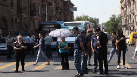 Ի՞նչ են խոսել փոխոստիկանապետի հետ անհետ կորած համարվող զինծառայողների ծնողները