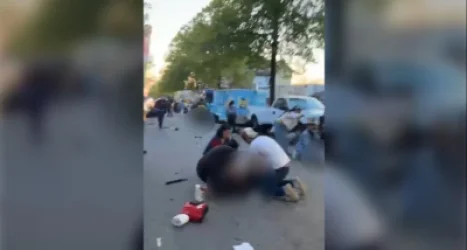 Կադրեր են հրապարակվել. Կանադայում մեքենան մխրճվել է ամբոխի մեջ. կան զոհեր