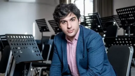 Ձերբակալվել են դիրիժոր Սերգեյ Սմբատյանն ու նրա հայրը