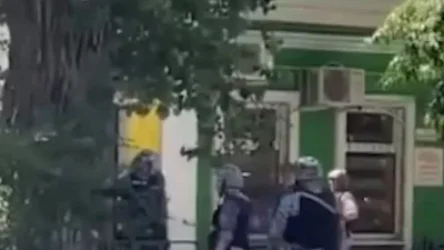 ՏԵՍԱՆՅՈՒԹ․ Տղամարդը փաբի պատուհանից կրակել է անցուրդների վրա․ ՌԴ