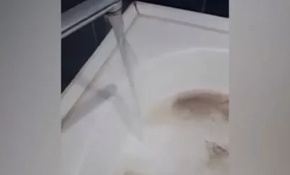 Ժանգաջուր ու հող է հոսում ծորակից. «Վեոլիա ջրից» «նվեր»