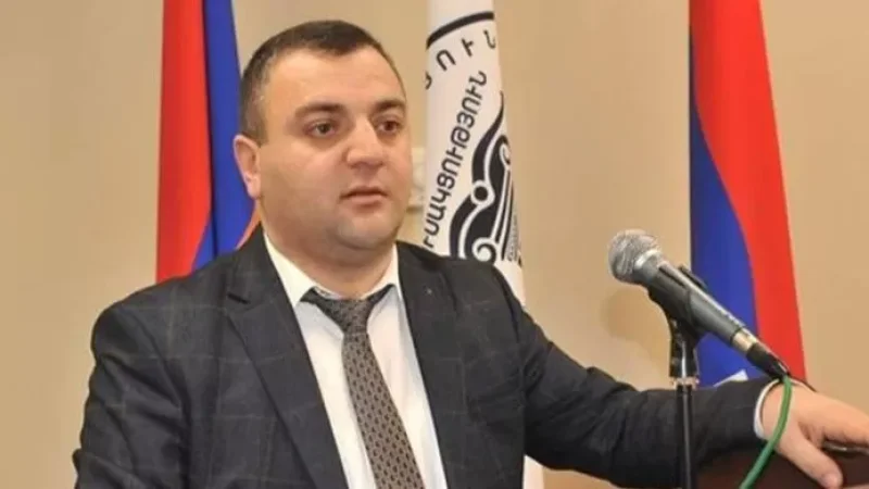 «Խնդիրները ստեղծում են միտումնավոր, որ վերջում Ակնայից հումանիտար օգնություն փորձեն բերել». Արցախի պատգամավոր