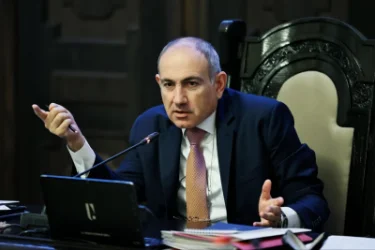 Մարդիկ էդքանը չգիտեն, մտածում են՝ էլի իրար մեջ ծածկադմփոց են արել․ Փաշինյան