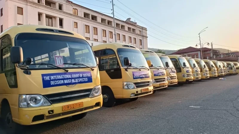 Միջանցքի ապաշրջափակման ակցիայի մասնակիցները ընթանում են դեպի Ստեփանակերտի օդանավակայան