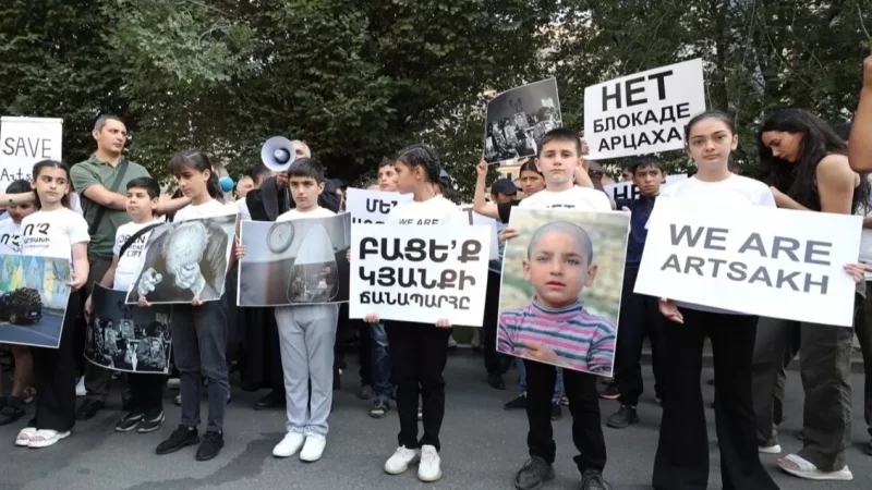 Լաչինի միջանցքի շրջափակումը ԼՂ հայերի դեմ ցեղասպանություն է. ՄՔԴ–ի նախկին դատախազն՝ Արցախում տիրող իրավիճակի մասին