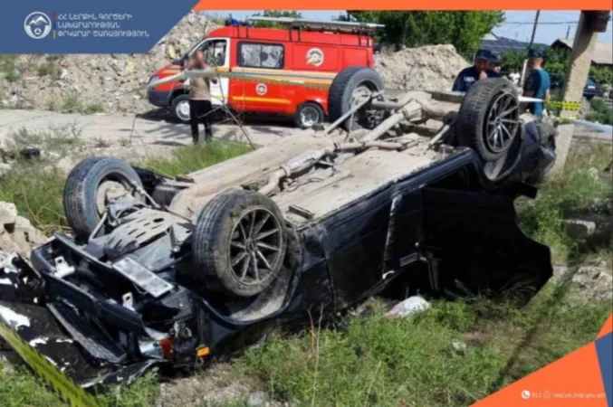 Ավտոմեքենան գլխիվայր շրջվել է․ կա տուժած