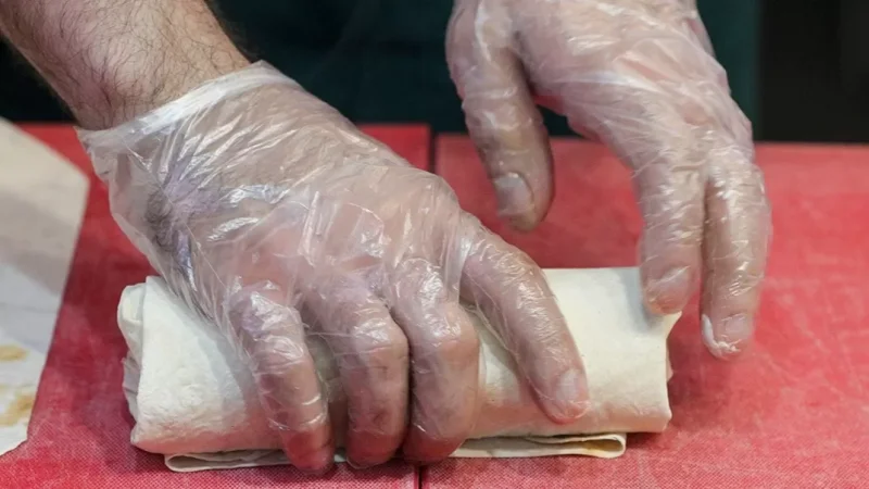 Խոշոր թունավորման դեպք շաուրմայից․ 107մարդ, որից 23-ը՝ երեխա