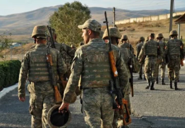 Արտագաղթի հիմնական պատճառը՝ որդուն բանակից ազատելու մղումն է․ Միրզոյան