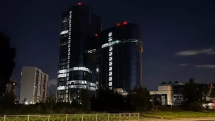 ՏԵՍԱՆՅՈՒԹ. «Վագներ» ՄՌԿ-ի շենքը լուսավորվել է խաչի տեսքով, ինչպես են քաղաքացիները սգում Պրիգոժինի մահը