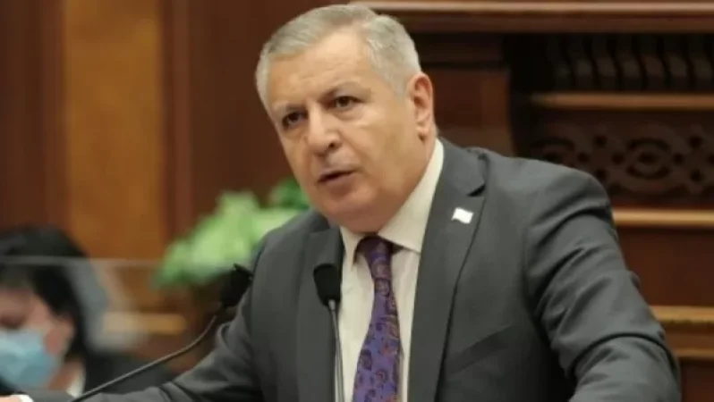 Հաղթել՝ անպայման չի նշանակում կրակել. Բագրատյանը Փաշինյանի հայտարարութան մասին խոսելիս հիշեց Նժդեհին