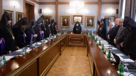 Մայր Աթոռում քննարկվել է Արցախում ստեղծված իրավիճակը