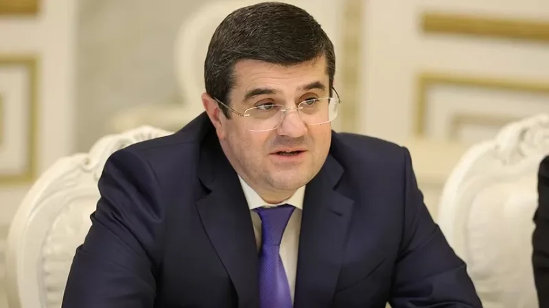 Արայիկ Հարությունյանը հայտարարեց իր հրաժարականի մասին