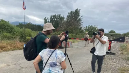 ԼՈՒՍԱՆԿԱՐՆԵՐ․ Ադրբեջանը Bloomberg-ի, Reuters-ի, BBC-ի լրագրողներին Ակնա-Ստեփանակերտ ճանապարհ է տարել