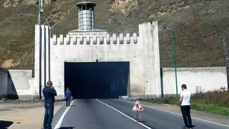 Traffic Temporarily Suspended Through Dilijan Tunnel